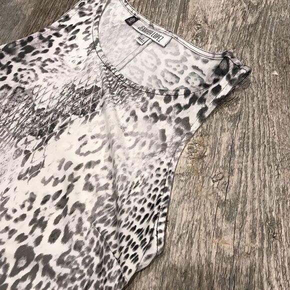 Animal print sleeveless fitted knee length dress - Picture 2 of 12